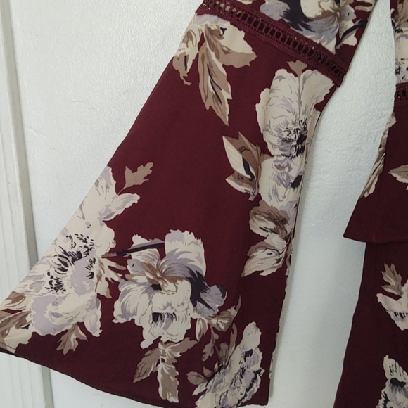 One One Six Floral Long sleeve romper sz Lg - Picture 7 of 15